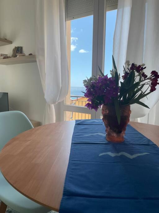 2-Bedroom Sunny Sea View With Balcony, La Casa Di Christine Monterosso al Mare Buitenkant foto